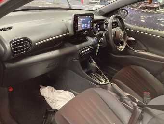 TOYOTA YARIS 2020 Image 7