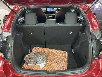 TOYOTA YARIS 2020 Image 9