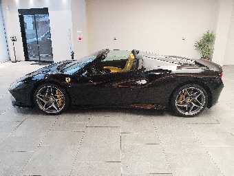 FERRARI F8 SPIDER 2021 Image 37