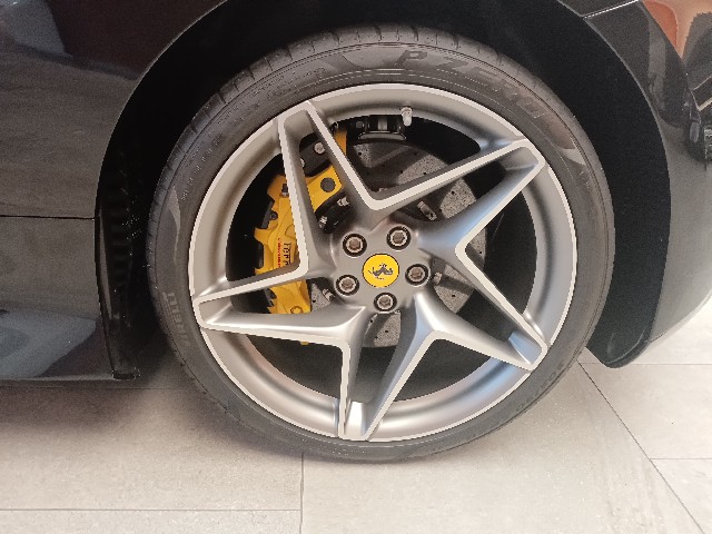 FERRARI F8 SPIDER 2021 Image 54