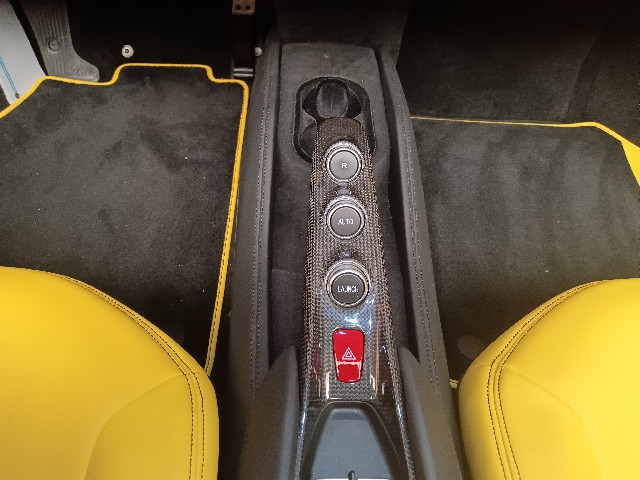 FERRARI F8 SPIDER 2021 Image 58