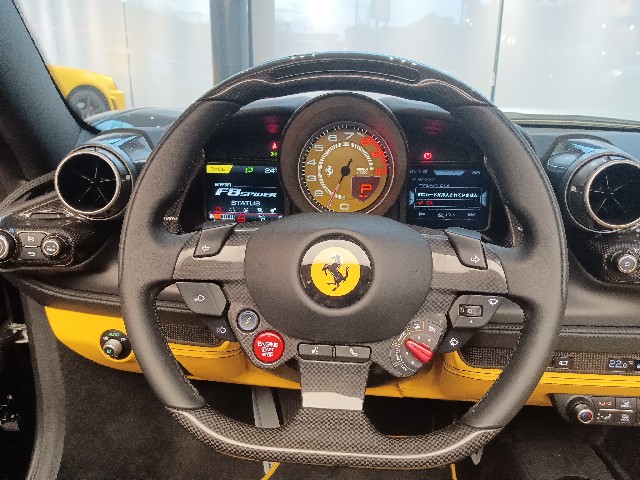 FERRARI F8 SPIDER 2021 Image 62