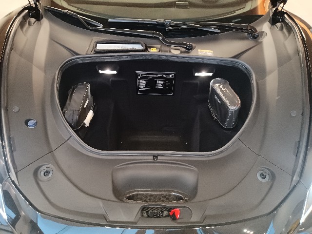 FERRARI F8 SPIDER 2021 Image 69