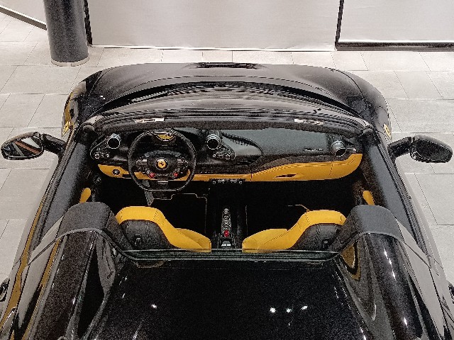 FERRARI F8 SPIDER 2021 Image 75