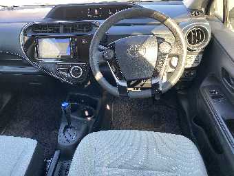 TOYOTA AQUA 2019 Image 6