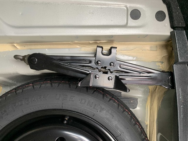 TOYOTA MARK X 2019 Image 20