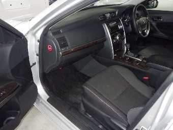 TOYOTA MARK X 2019 Image 8