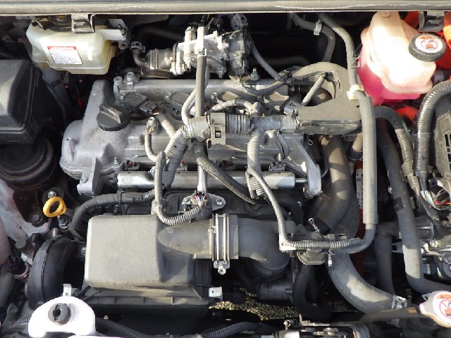 TOYOTA VITZ 2018 Image 19