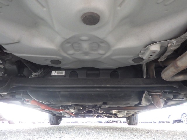 TOYOTA VITZ 2018 Image 27