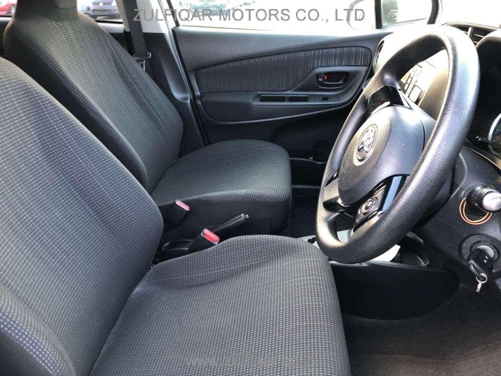TOYOTA VITZ 2018 Image 5
