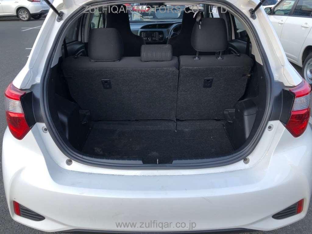 TOYOTA VITZ 2018 Image 7