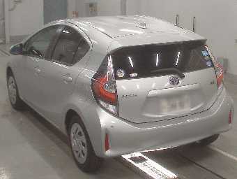 TOYOTA AQUA 2019 Image 6