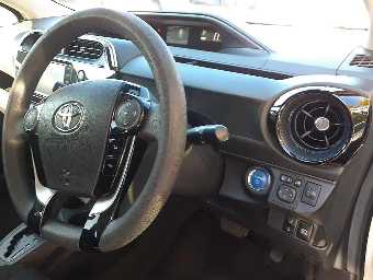 TOYOTA AQUA 2019 Image 7