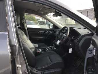 NISSAN X-TRAIL 2018 Image 14