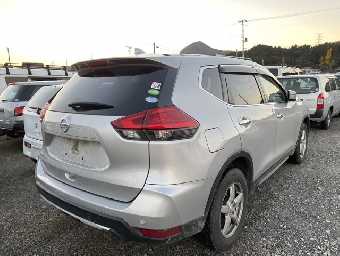 NISSAN X-TRAIL 2018 Image 2