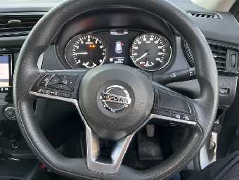 NISSAN X-TRAIL 2018 Image 7