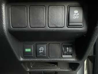 NISSAN X-TRAIL 2018 Image 8