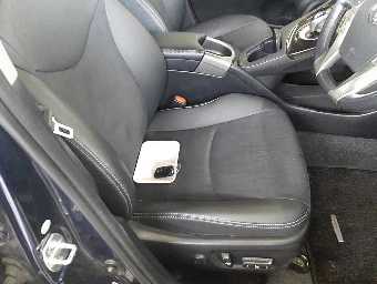 TOYOTA PRIUS PHV 2013 Image 8