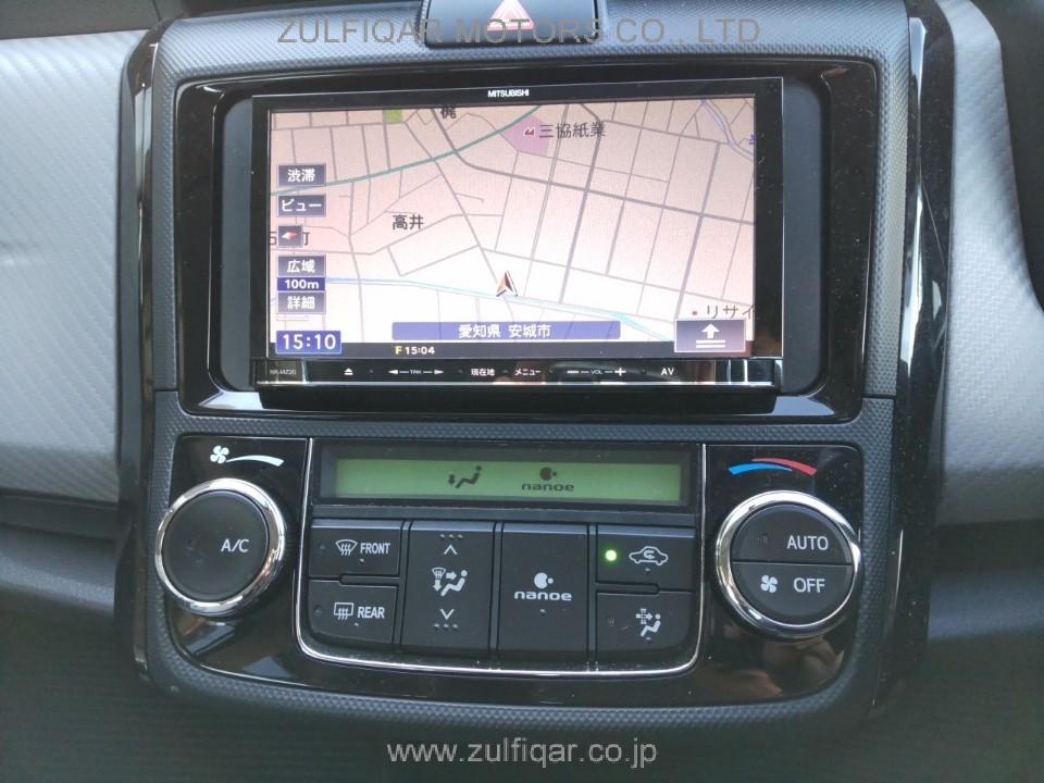 TOYOTA COROLLA AXIO 2014 Image 10