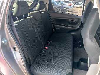 TOYOTA VITZ 2017 Image 20