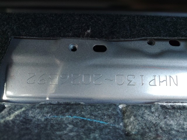 TOYOTA VITZ 2017 Image 30