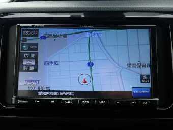 TOYOTA VITZ 2017 Image 4