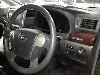 TOYOTA ALPHARD 2013 Image 7