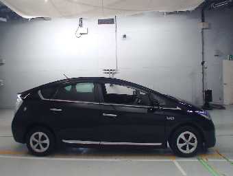 TOYOTA PRIUS PHV 2013 Image 3
