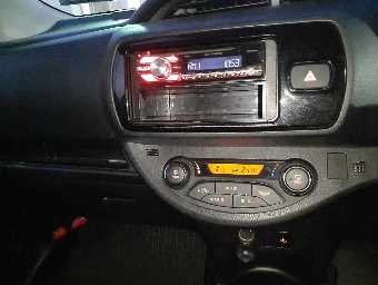 TOYOTA VITZ 2018 Image 10