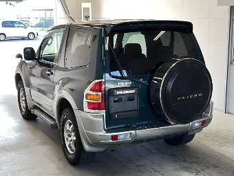MITSUBISHI PAJERO 2000 Image 5