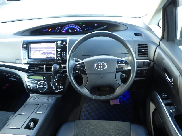 TOYOTA ESTIMA HYBRID 2014 Image 19