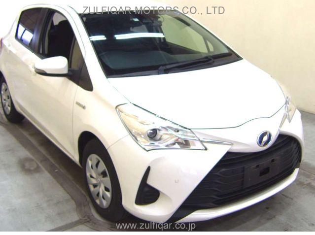 TOYOTA VITZ 2018 Image 3