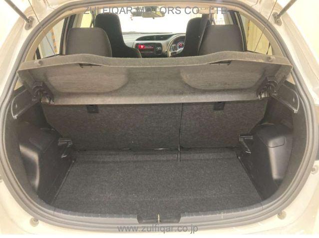 TOYOTA VITZ 2018 Image 7