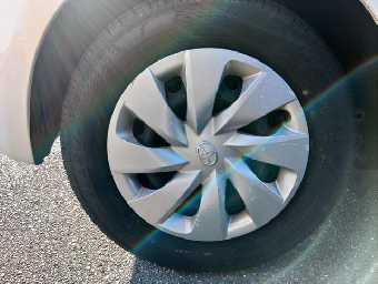 TOYOTA VITZ 2018 Image 13