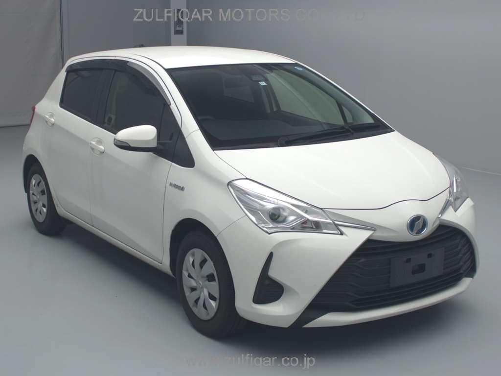 TOYOTA VITZ 2018 Image 3