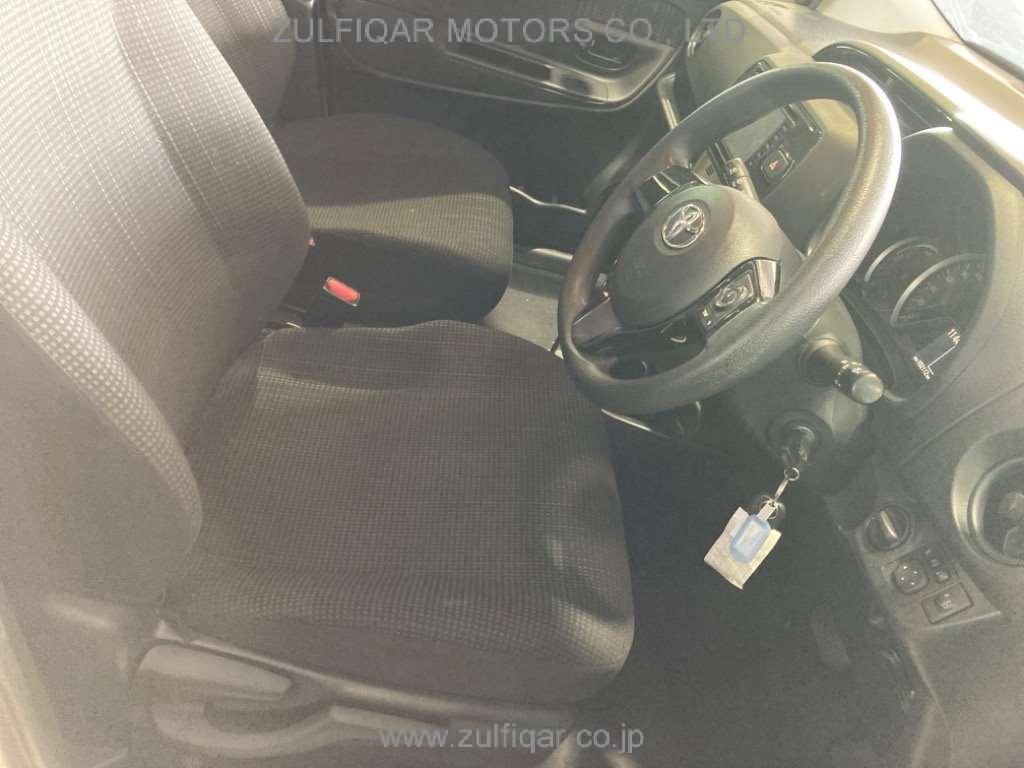 TOYOTA VITZ 2018 Image 5