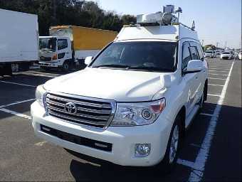 TOYOTA LAND CRUISER 2013 Image 1