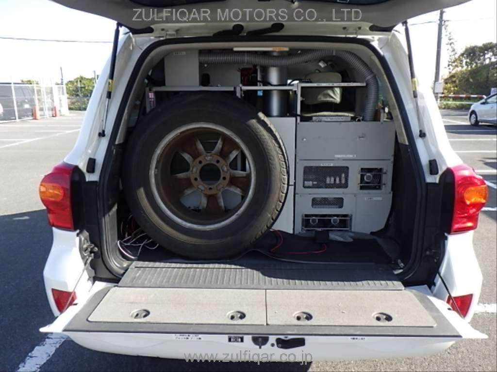 TOYOTA LAND CRUISER 2013 Image 8