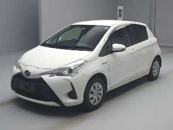 TOYOTA VITZ 2018 Image 1