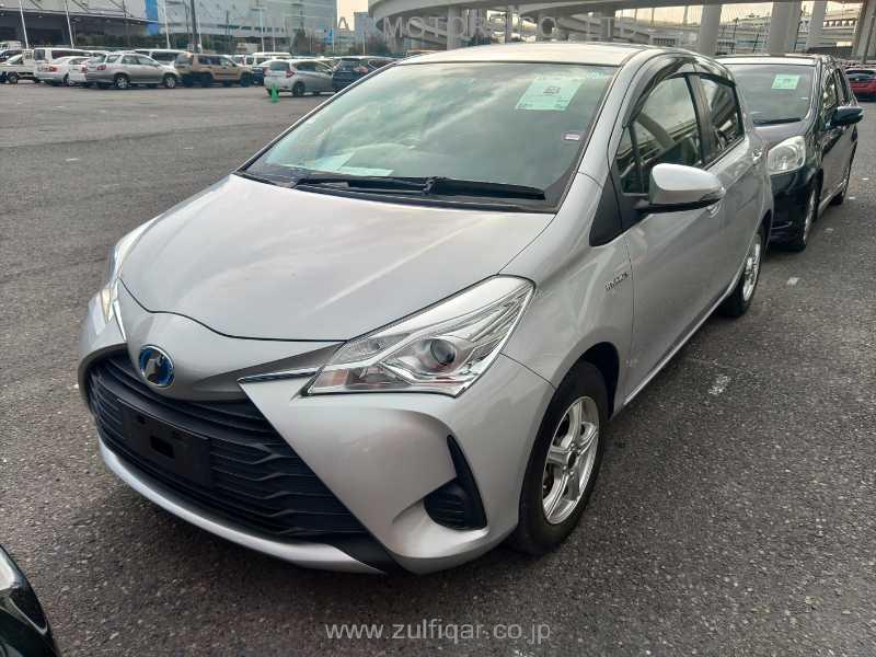 TOYOTA VITZ 2018 Image 19