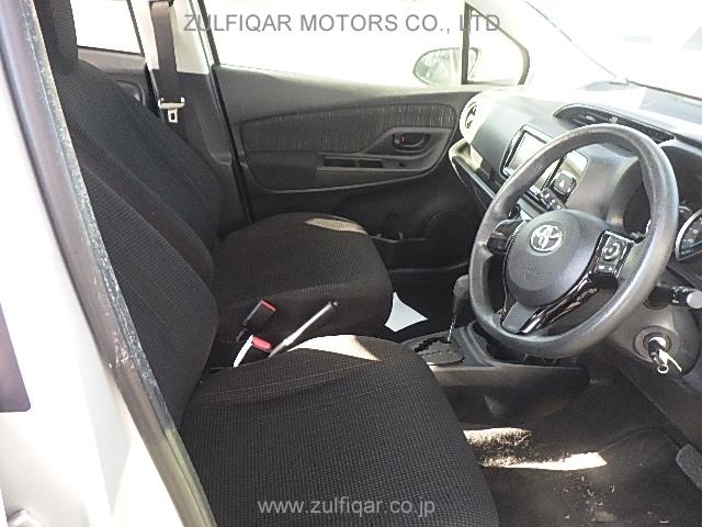 TOYOTA VITZ 2018 Image 25