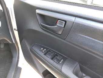 TOYOTA COROLLA FIELDER 2018 Image 12