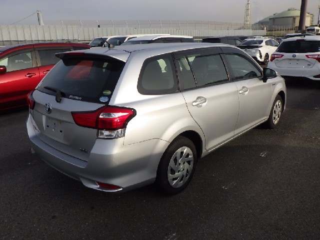 TOYOTA COROLLA FIELDER 2018 Image 24