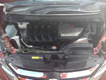 NISSAN SERENA 2016 Image 17