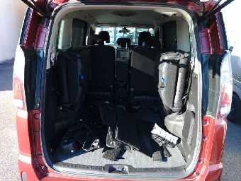 NISSAN SERENA 2016 Image 19