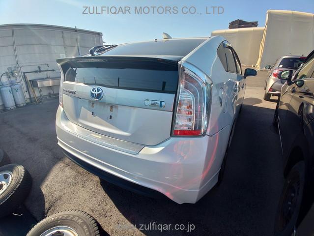 TOYOTA PRIUS PHV 2015 Image 10