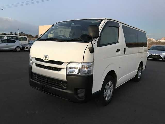 TOYOTA HIACE 2016 Image 22
