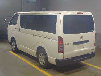 TOYOTA HIACE 2016 Image 4
