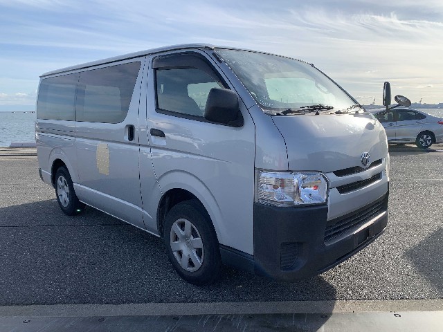 TOYOTA HIACE 2016 Image 22