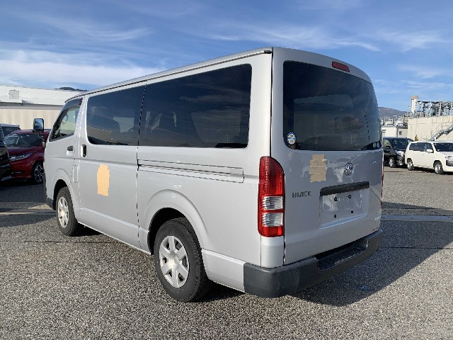 TOYOTA HIACE 2016 Image 23